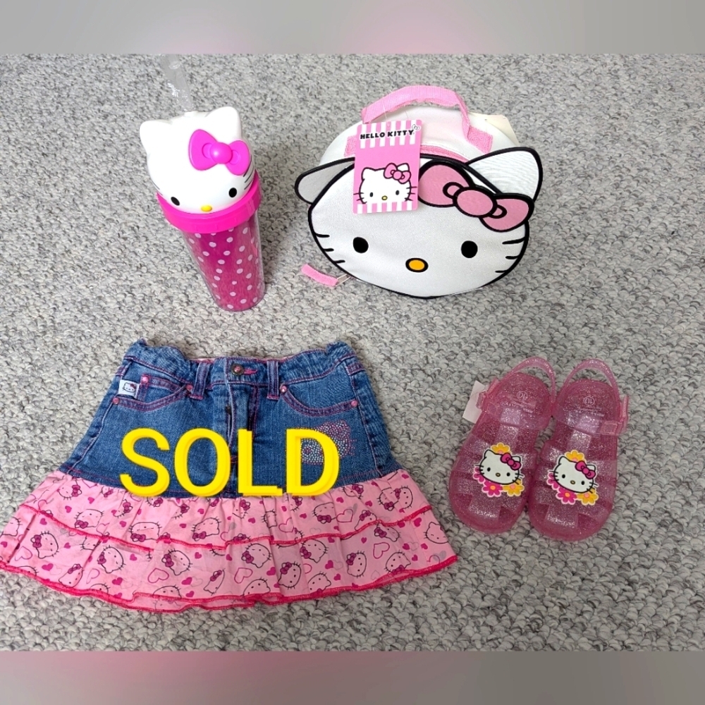 Hello Kitty Bundle - Tumbler, Lunch Bag and Jelly Sandals
